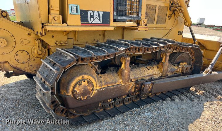 image for item DK7806 1982 Caterpillar D6D  dozer