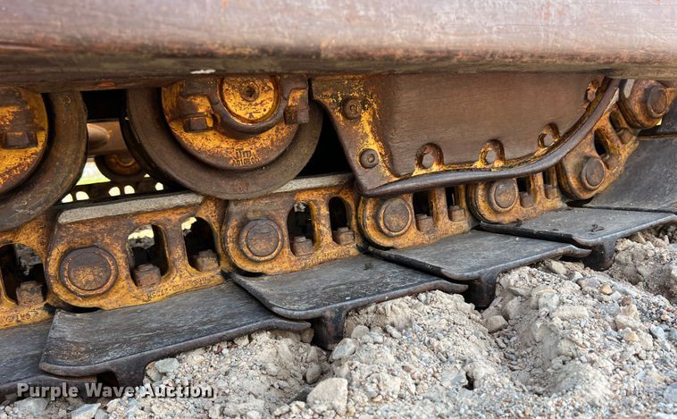 image for item DK7806 1982 Caterpillar D6D  dozer