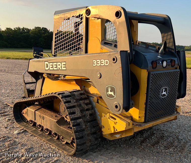 image for item DK7807 2011 John Deere 333D  tracked skid steer loader