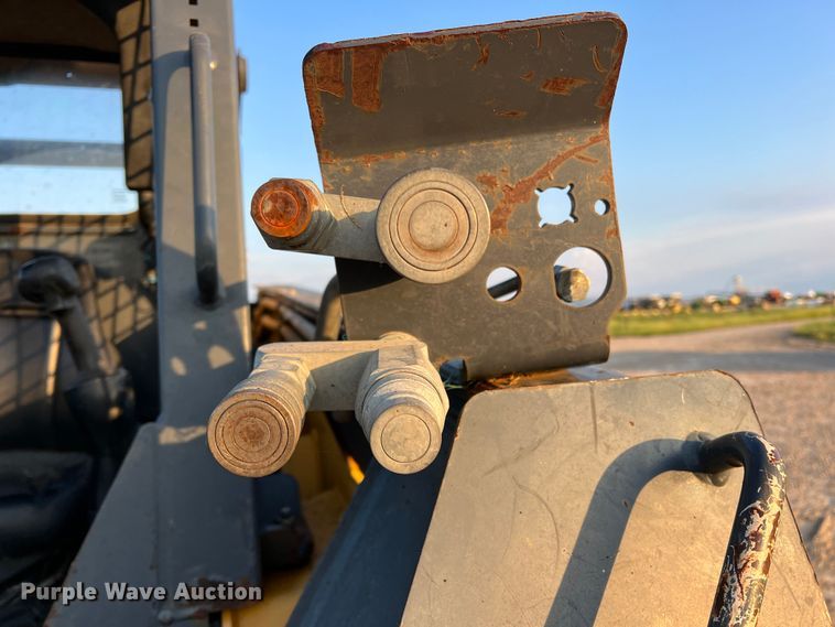 image for item DK7807 2011 John Deere 333D  tracked skid steer loader