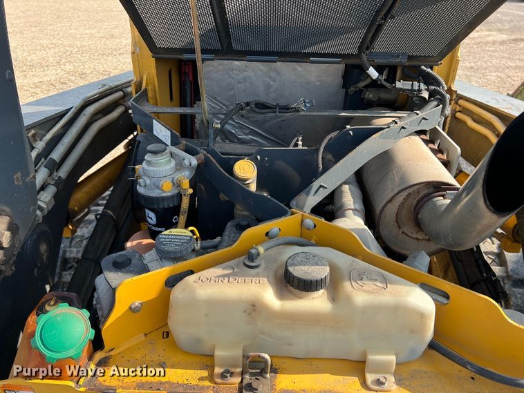 image for item DK7807 2011 John Deere 333D  tracked skid steer loader