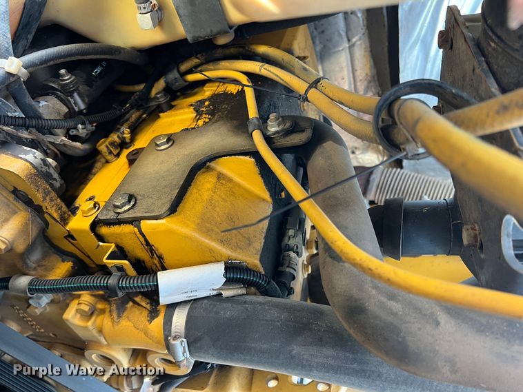 image for item DK7807 2011 John Deere 333D  tracked skid steer loader