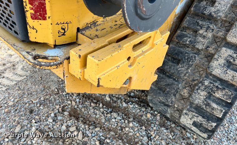 image for item DK7807 2011 John Deere 333D  tracked skid steer loader