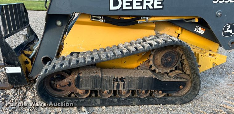 image for item DK7807 2011 John Deere 333D  tracked skid steer loader