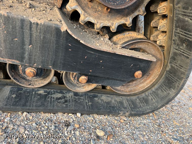 image for item DK7807 2011 John Deere 333D  tracked skid steer loader