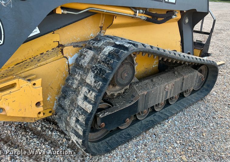 image for item DK7807 2011 John Deere 333D  tracked skid steer loader