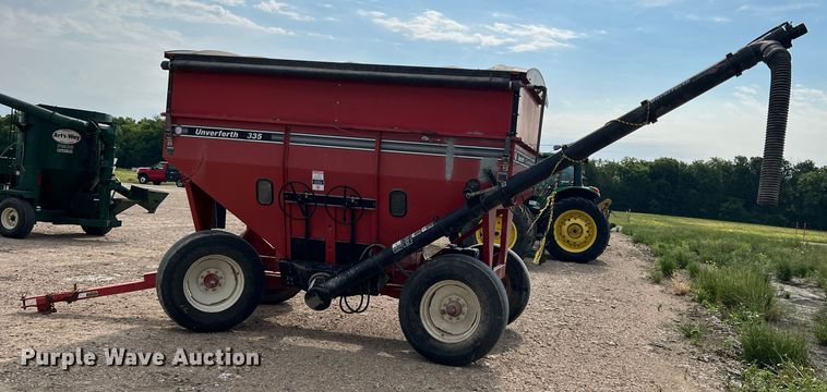 image for item DK7808 Unverferth 335  gravity wagon