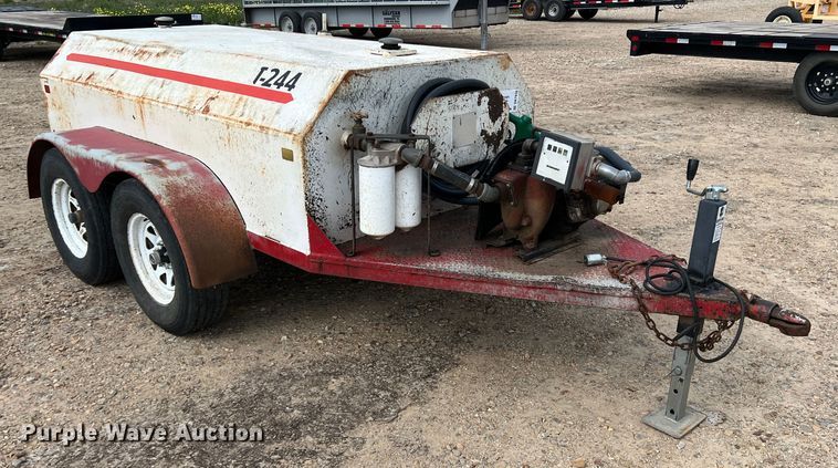image for item DK7810 Fuel tank trailer