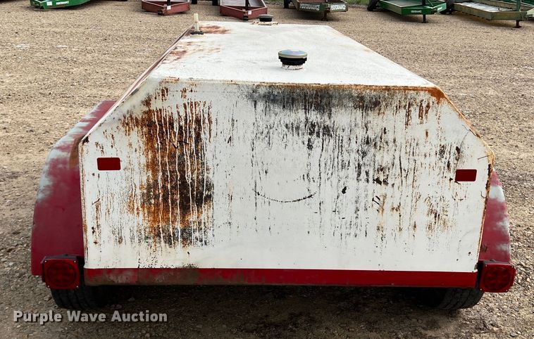 image for item DK7810 Fuel tank trailer