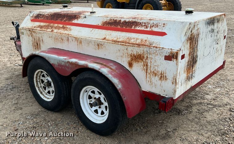 image for item DK7810 Fuel tank trailer