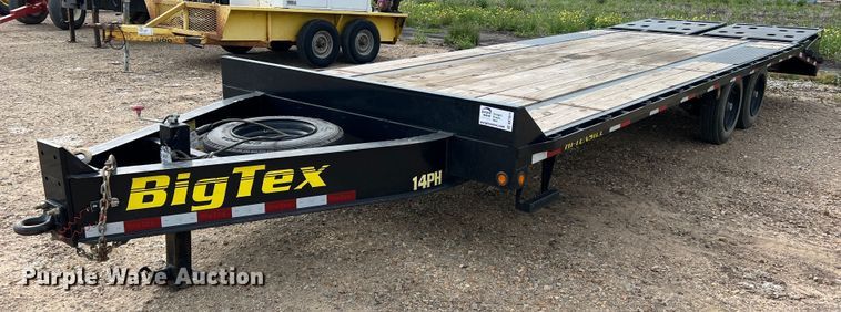 image for item DK7811 2018 Big Tex 14PH-20+5  equipment trailer