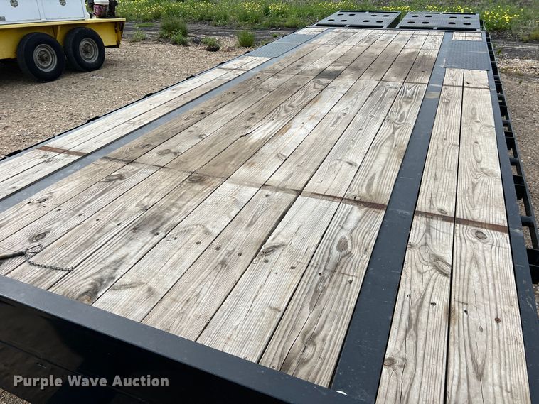 image for item DK7811 2018 Big Tex 14PH-20+5  equipment trailer