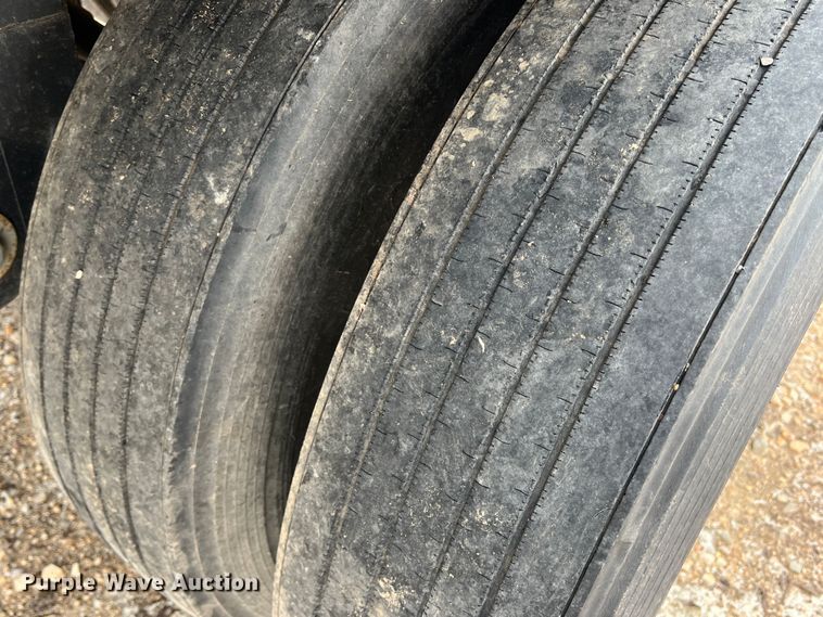 image for item DK7816 2015 Timpte  grain trailer