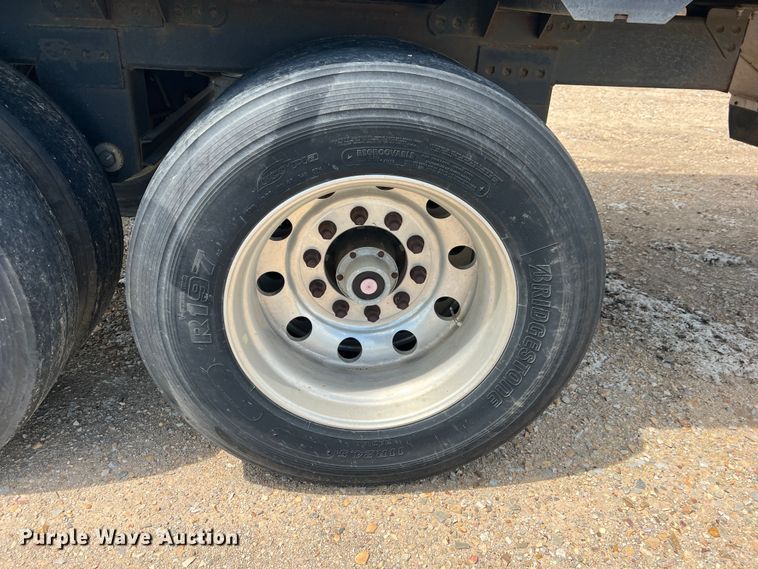 image for item DK7816 2015 Timpte  grain trailer