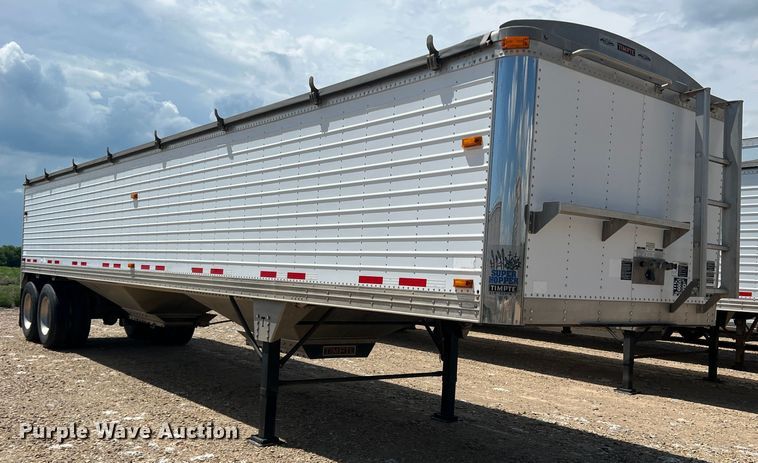 image for item DK7818 2011 Timpte Super Hopper  grain trailer