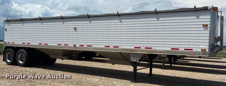 image for item DK7818 2011 Timpte Super Hopper  grain trailer
