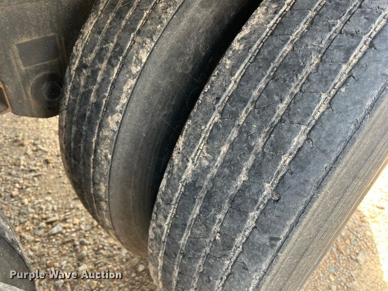 image for item DK7818 2011 Timpte Super Hopper  grain trailer