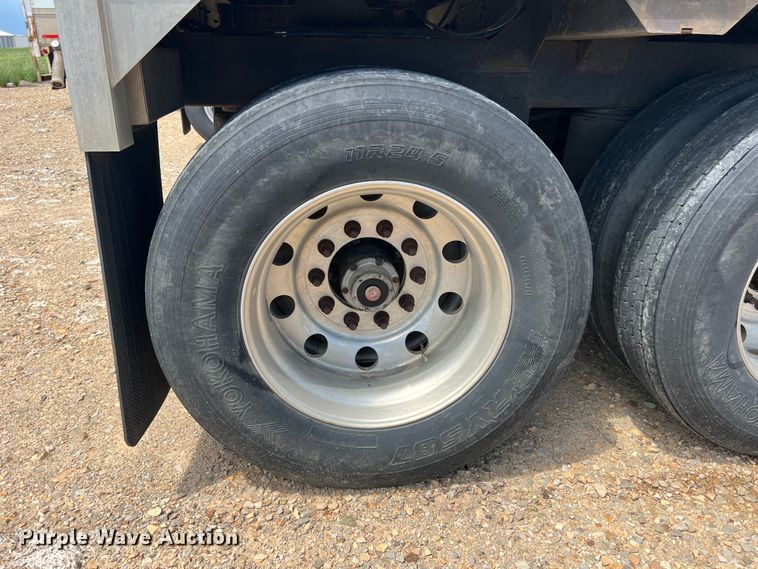 image for item DK7818 2011 Timpte Super Hopper  grain trailer