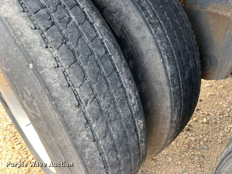 image for item DK7818 2011 Timpte Super Hopper  grain trailer