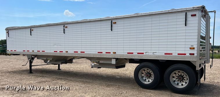 image for item DK7819 2012 Timpte Super Hopper  grain trailer