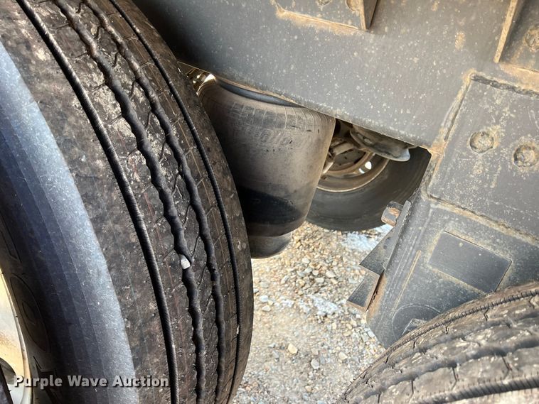 image for item DK7819 2012 Timpte Super Hopper  grain trailer