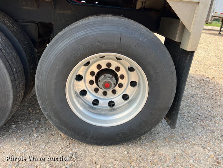 image for item DK7819 2012 Timpte Super Hopper  grain trailer