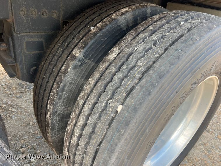 image for item DK7819 2012 Timpte Super Hopper  grain trailer