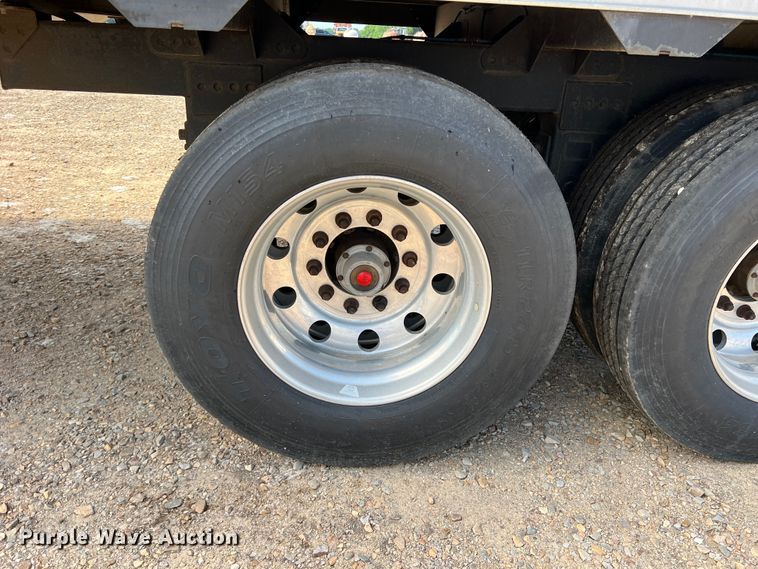 image for item DK7819 2012 Timpte Super Hopper  grain trailer