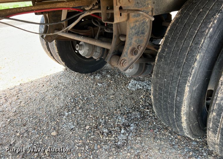 image for item DK7820 2005 Wabash  dry van trailer