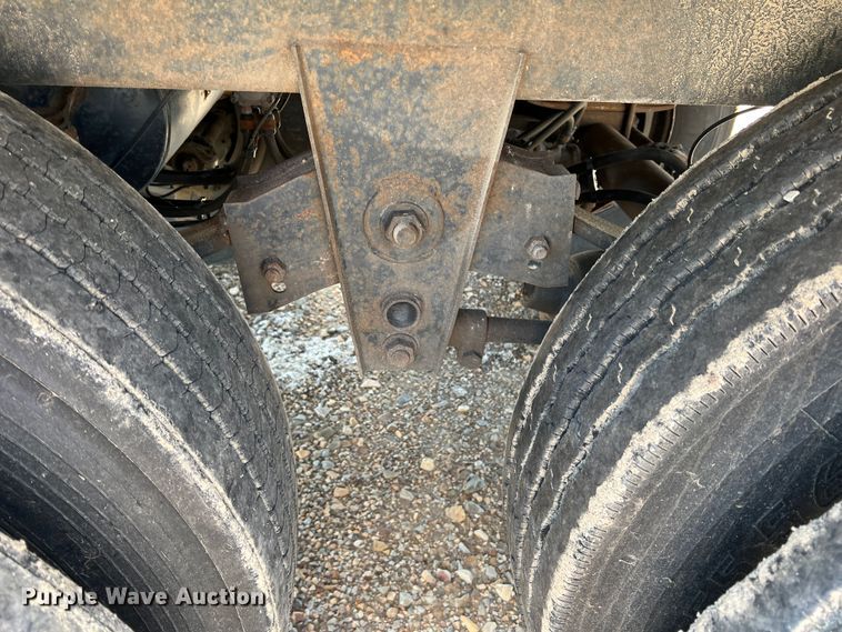 image for item DK7820 2005 Wabash  dry van trailer