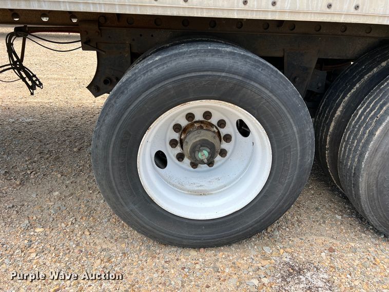 image for item DK7820 2005 Wabash  dry van trailer