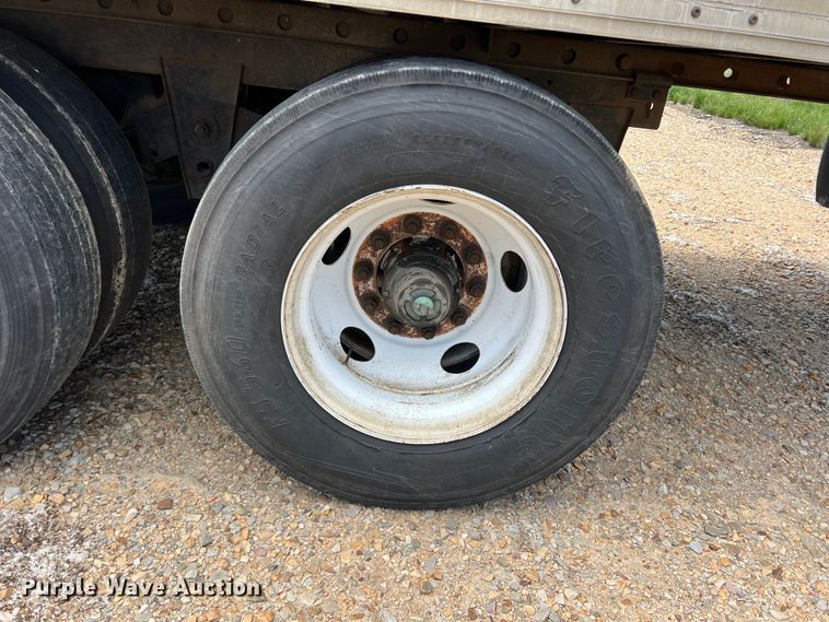 image for item DK7820 2005 Wabash  dry van trailer