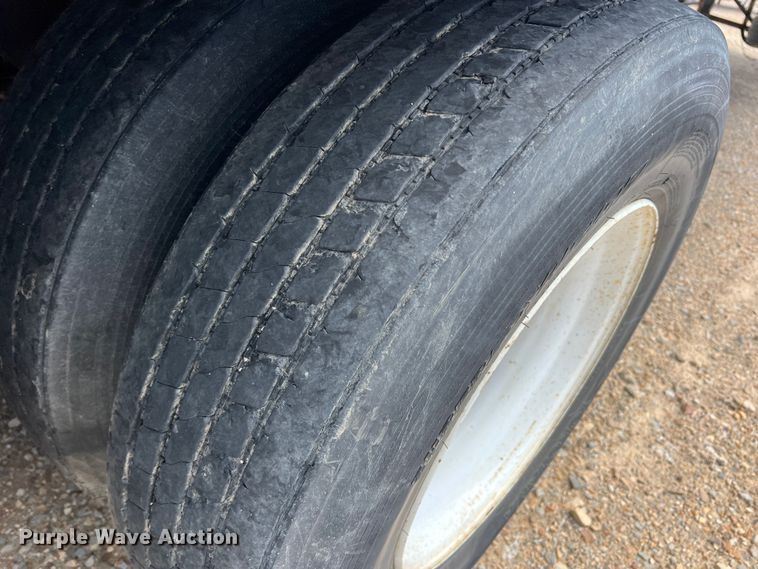 image for item DK7820 2005 Wabash  dry van trailer