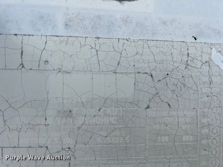 image for item DK7820 2005 Wabash  dry van trailer