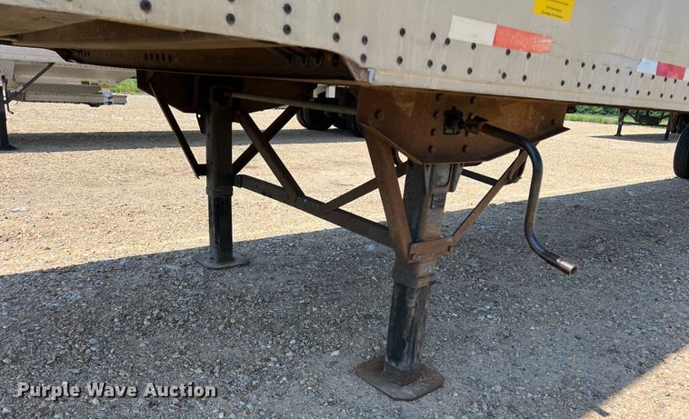 image for item DK7821 2005 Wabash  dry van trailer