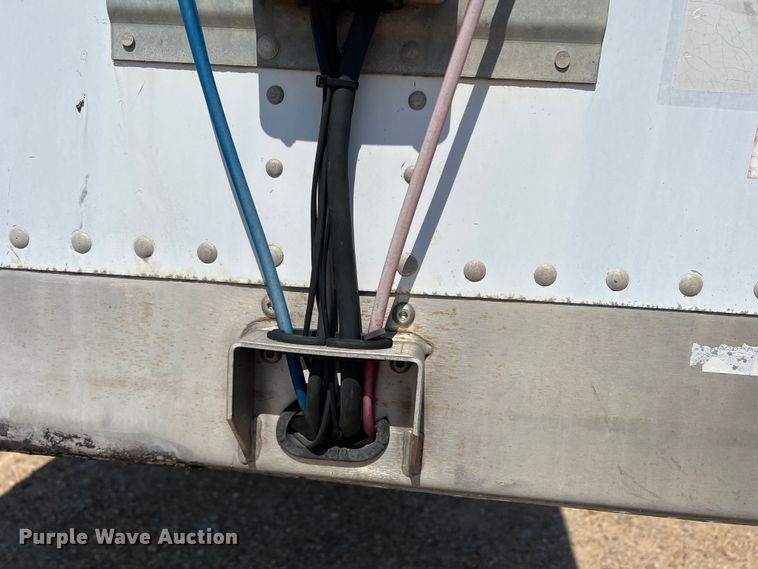 image for item DK7821 2005 Wabash  dry van trailer