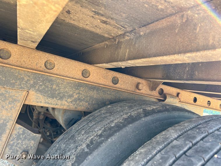 image for item DK7821 2005 Wabash  dry van trailer