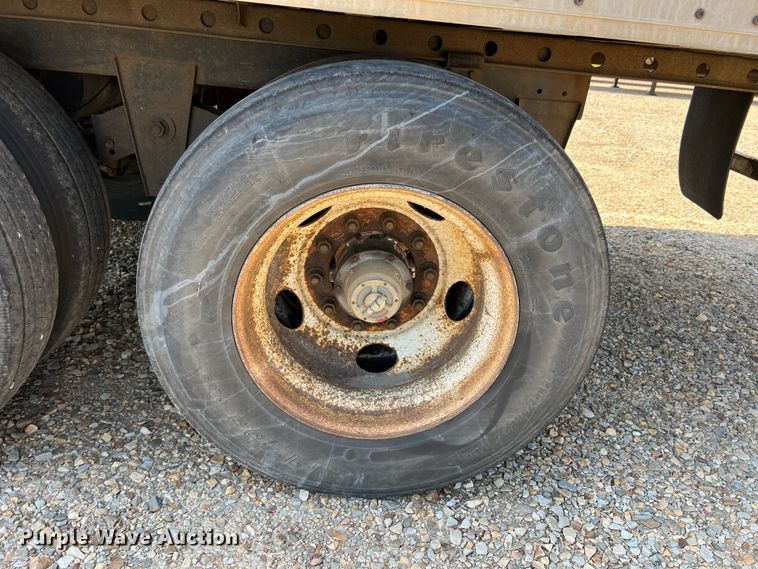 image for item DK7821 2005 Wabash  dry van trailer