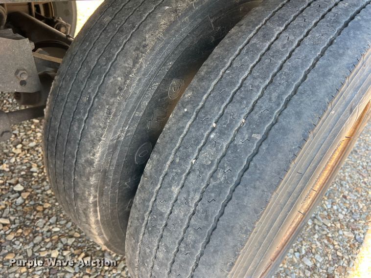 image for item DK7821 2005 Wabash  dry van trailer