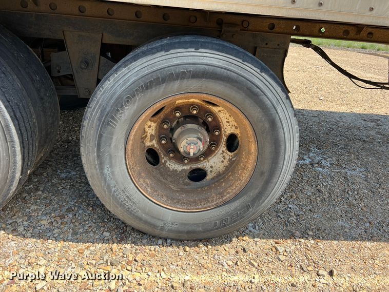 image for item DK7821 2005 Wabash  dry van trailer