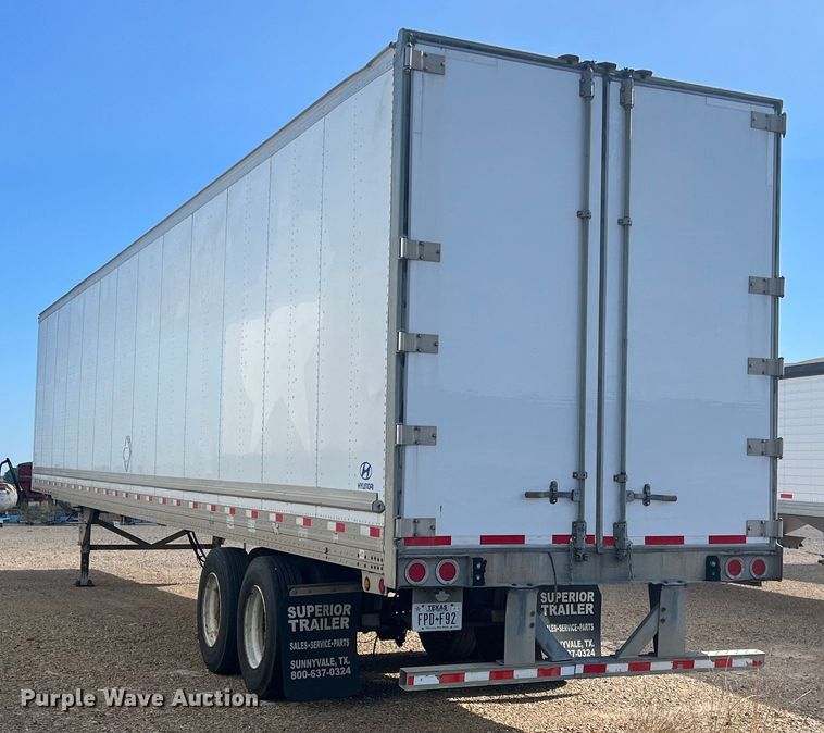 image for item DK7822 2007 Hyundai  dry van trailer