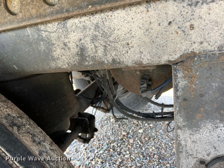 image for item DK7822 2007 Hyundai  dry van trailer