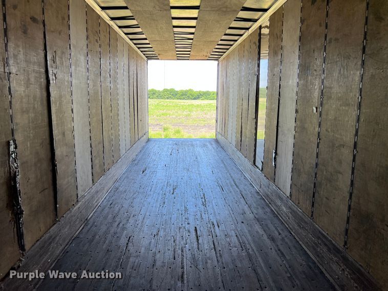 image for item DK7822 2007 Hyundai  dry van trailer