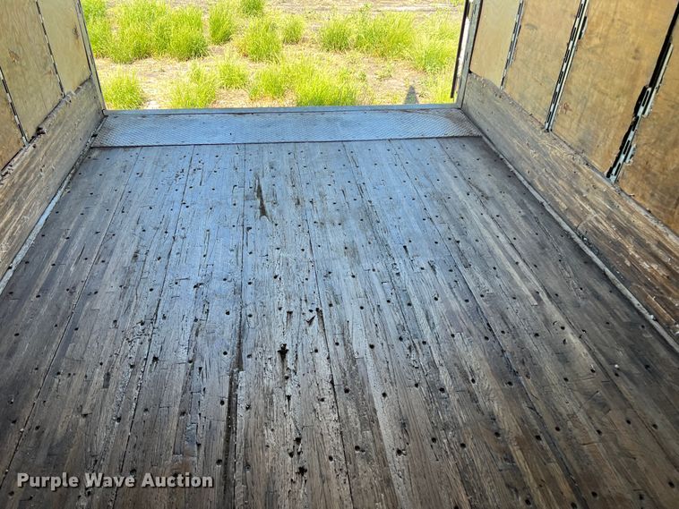 image for item DK7822 2007 Hyundai  dry van trailer