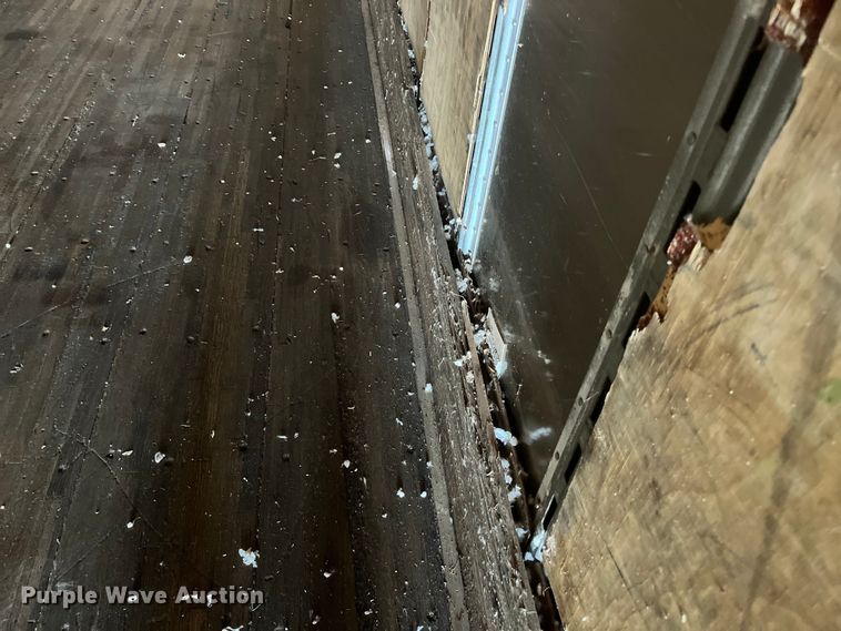 image for item DK7822 2007 Hyundai  dry van trailer