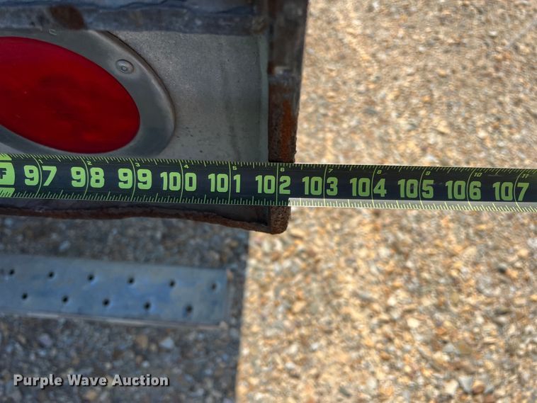 image for item DK7822 2007 Hyundai  dry van trailer