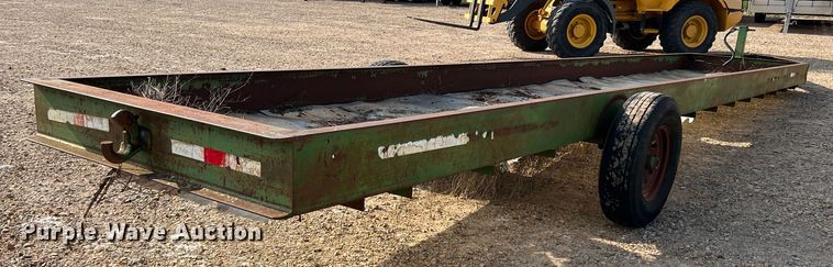 image for item DK7823 Feed trough trailer