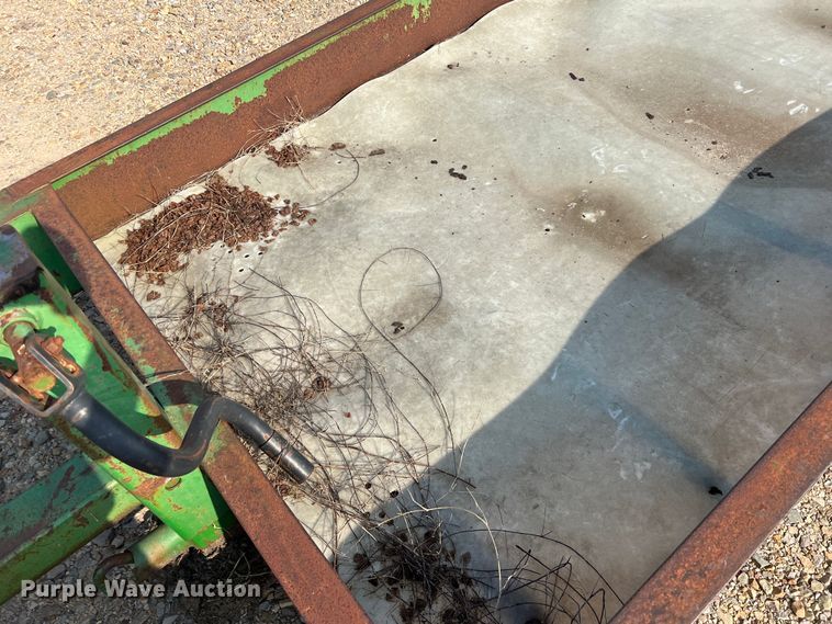 image for item DK7823 Feed trough trailer