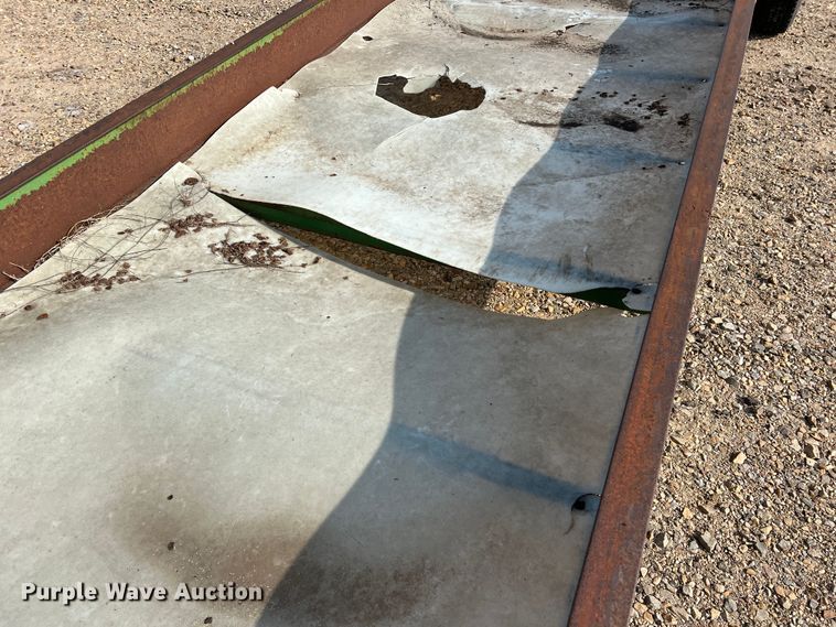 image for item DK7823 Feed trough trailer