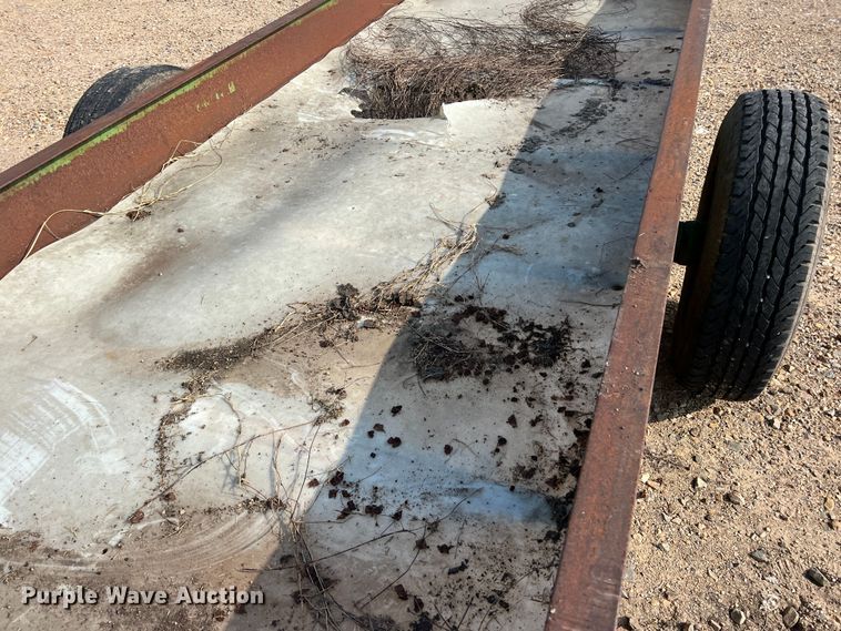 image for item DK7823 Feed trough trailer